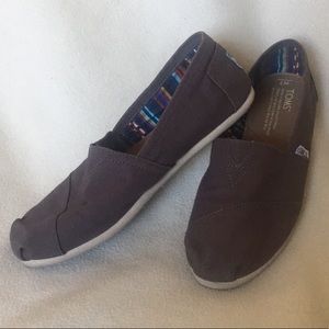 Toms shoes